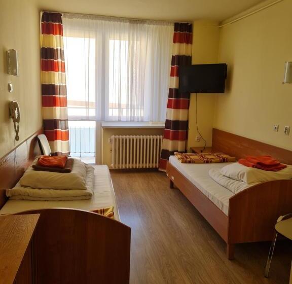 اتاق استاندارد با بالکن, Sp Zoz Sanatorium Uzdrowiskowe Mswia W Krynicy Zdroju