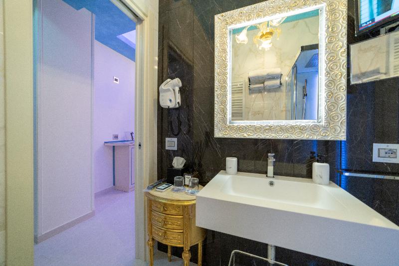 سوییت جونیور لوکس, Leucosya Luxury Rooms