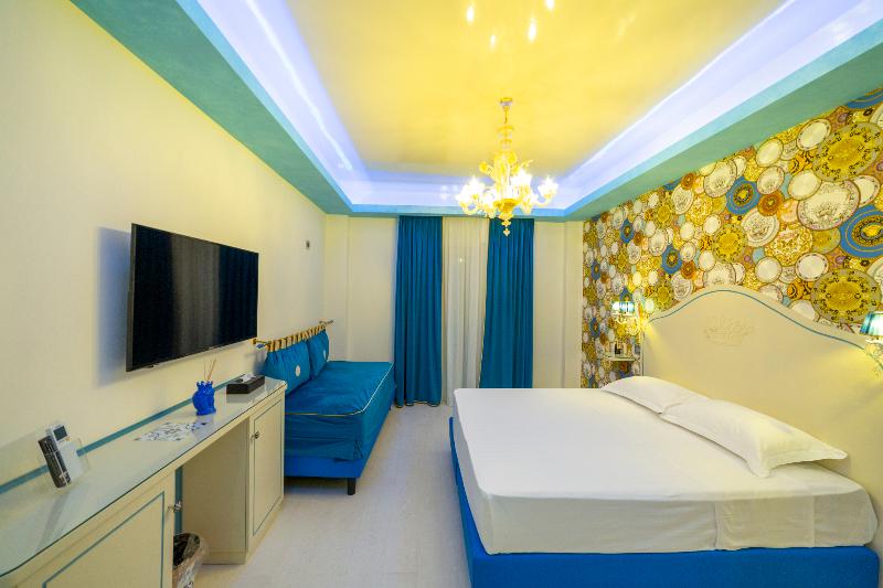 سوییت جونیور لوکس, Leucosya Luxury Rooms