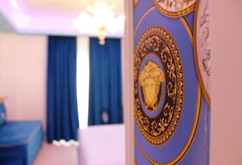 سوییت جونیور با بالکن, Leucosya Luxury Rooms
