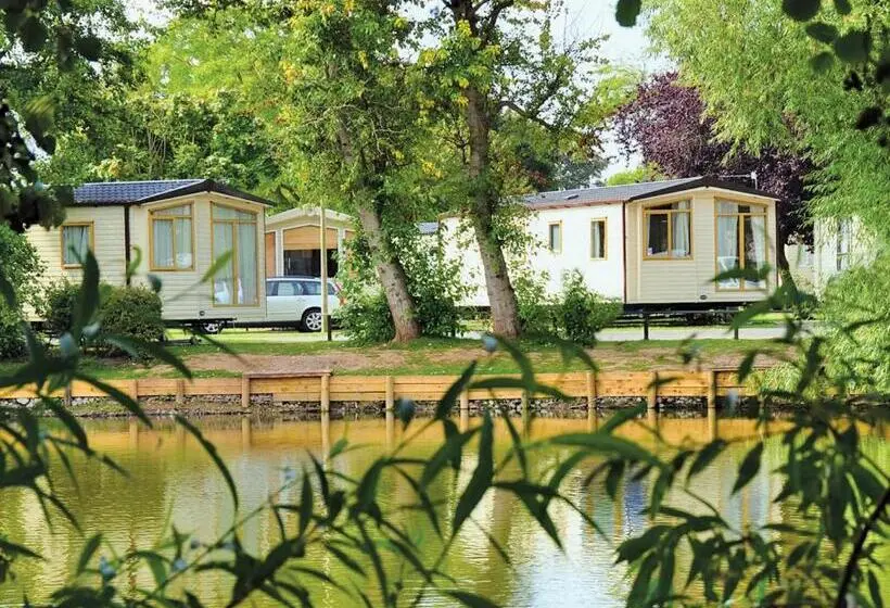 １ベッドルームハウス, Lakeside Holiday Park