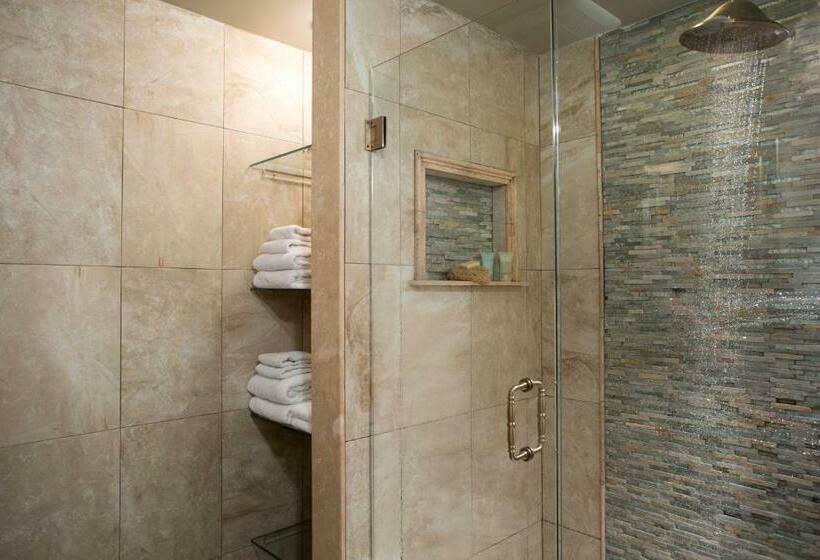 غرفة قياسية سرير كينج, Bayfront Marin House