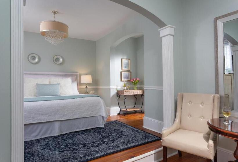 كابينة, Bayfront Marin House