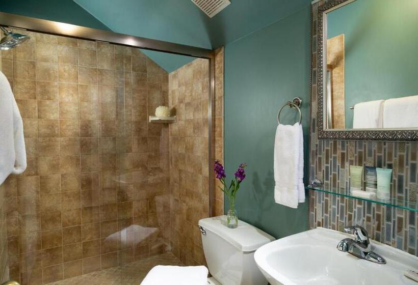 غرفة قياسية مطلّة علي البحر, Bayfront Marin House