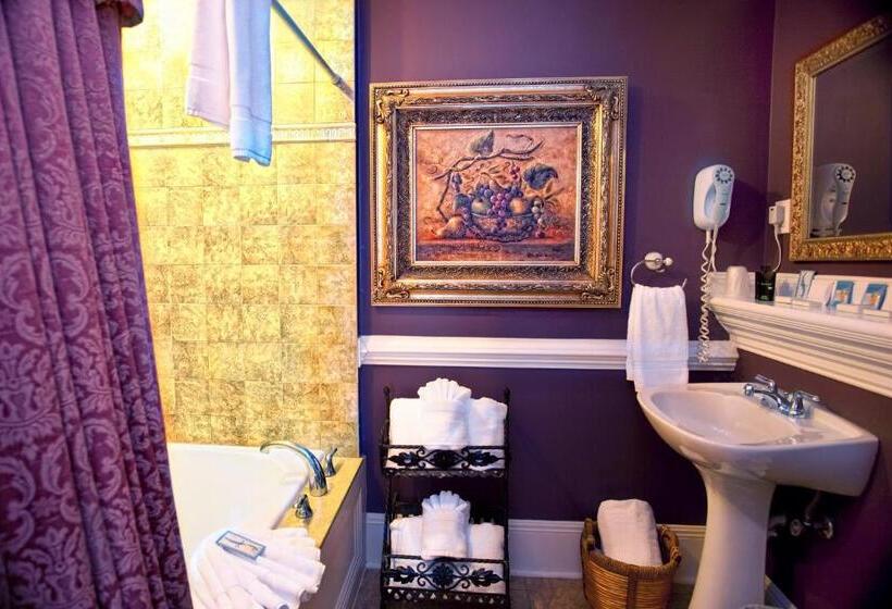 جناح ديلوكس سرير كينج, Bayfront Marin House