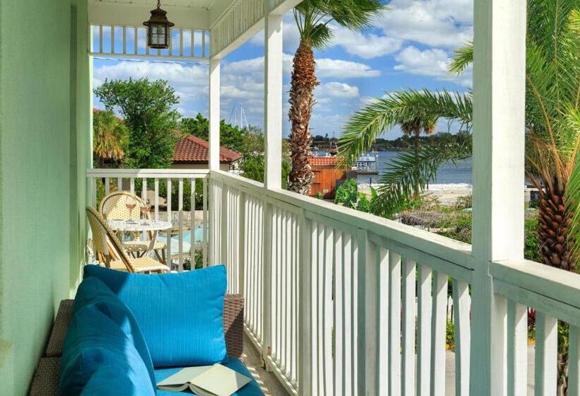 شقة غرفة نوم واحدة مزودة بشُرفة, Bayfront Marin House