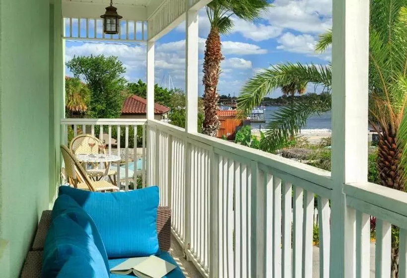 バルコニー付き１ベッドルームアパートメント, Bayfront Marin House