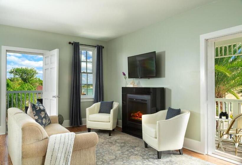 شقة غرفة نوم واحدة مزودة بشُرفة, Bayfront Marin House