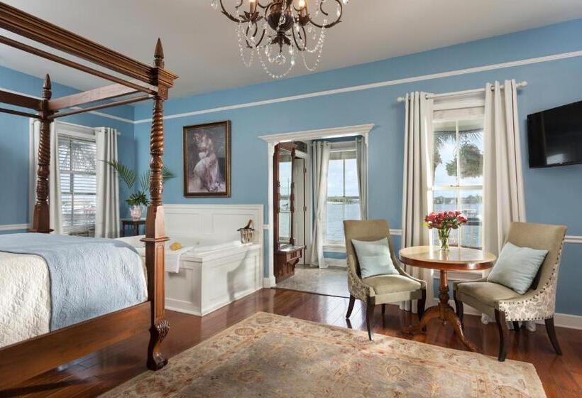 جناح ديلوكس مطل على البحر, Bayfront Marin House