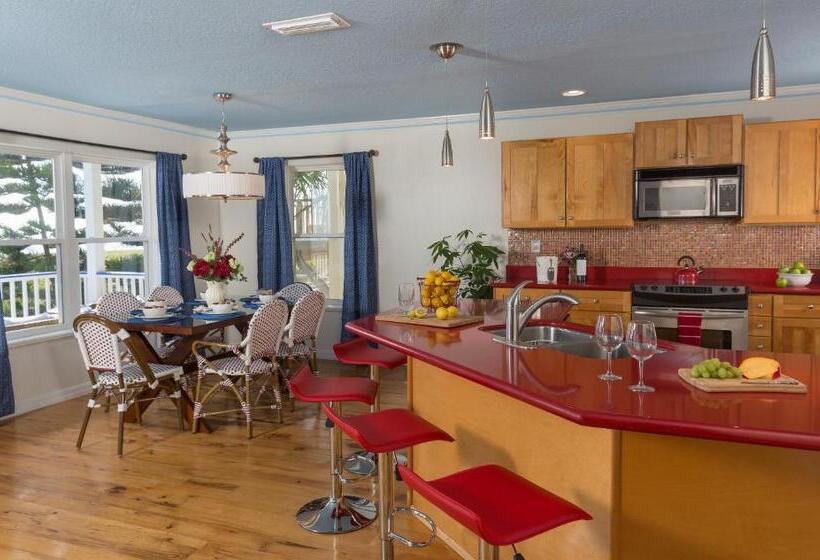 جناح سرير كينج, Bayfront Marin House