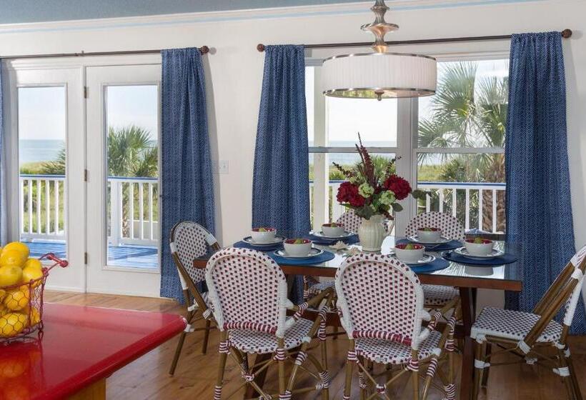 جناح سرير كينج, Bayfront Marin House