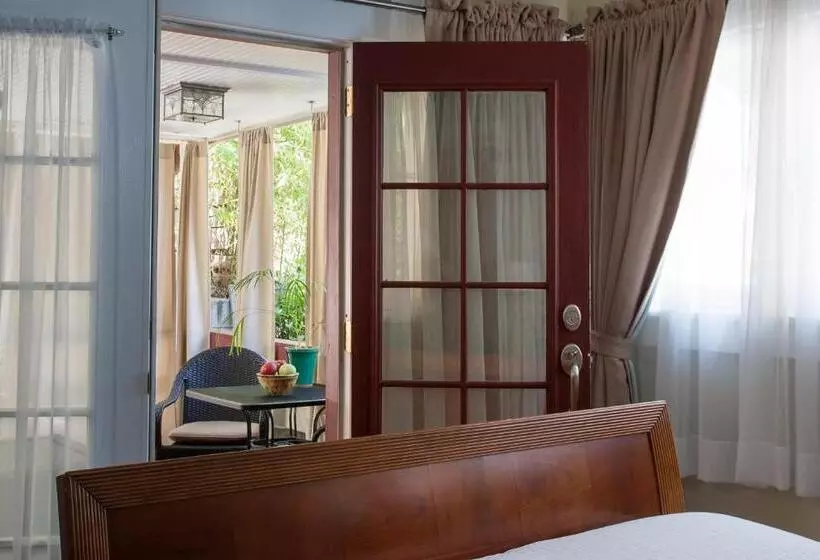 デラックスルーム, Craftsman Inn