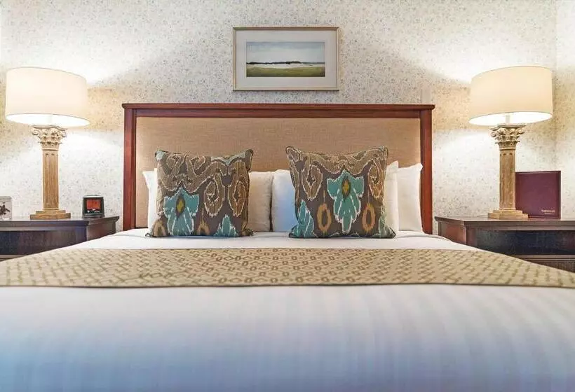 シングルデラックスルーム, Elizabeth Pointe Lodge