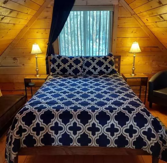 シャレー・スペリアー1寝室, Hatcher Pass Cabins