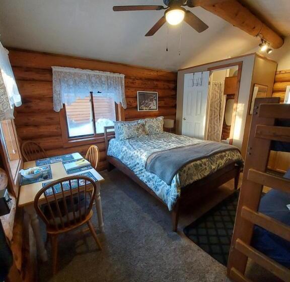 一居室别墅, Hatcher Pass Cabins