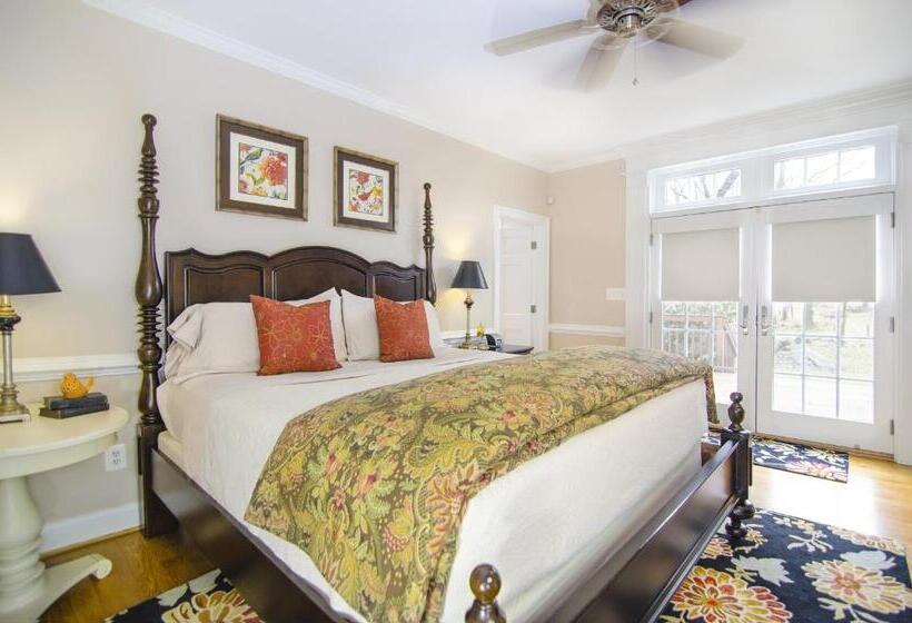 Люкс Deluxe Кровать Кинг, Hillbrook Inn & Spa