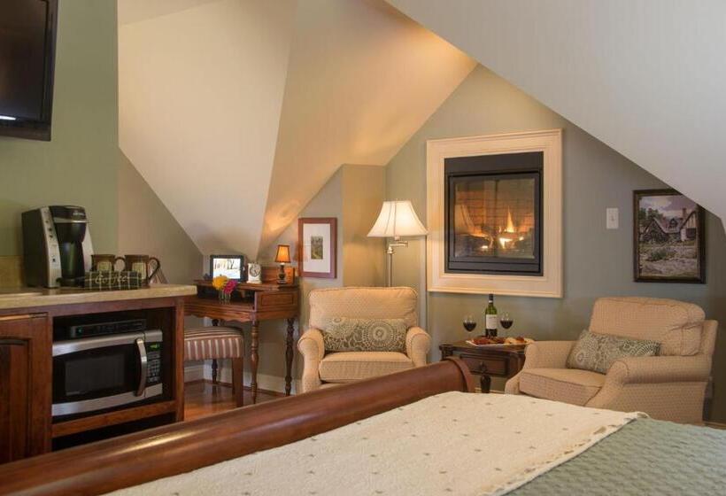 디럭스 스위트 킹 침대, Hillbrook Inn & Spa