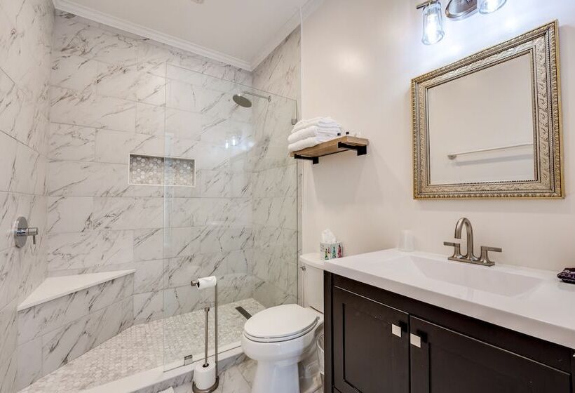 غرفة قياسية, Riverdale Inn