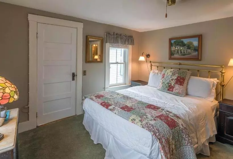 اتاق استاندارد, Snug Cottage