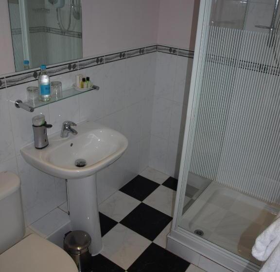 Номер Стандарт, Manor Inn Galmpton