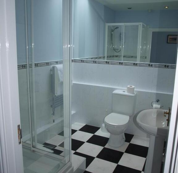 Номер Стандарт, Manor Inn Galmpton