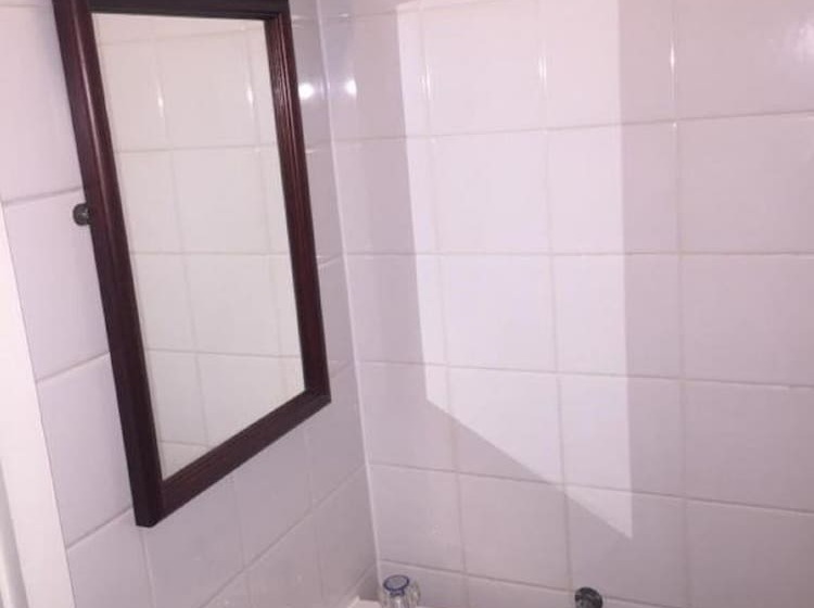 标准间, The Winchfield Inn