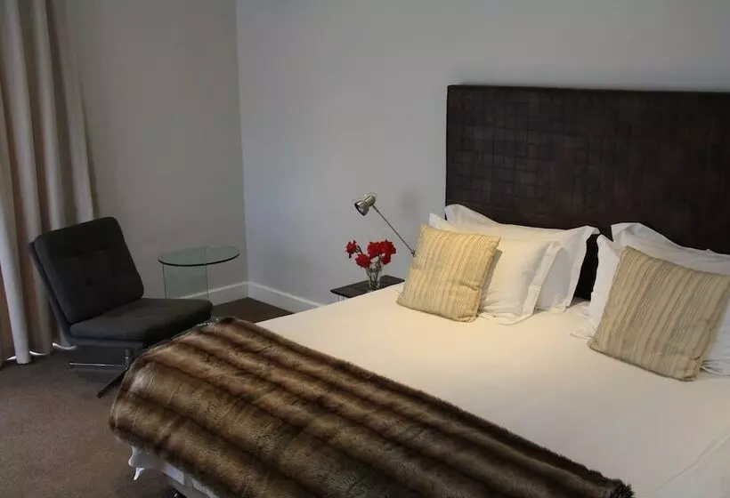 Villa 1 Makuuhuone Merinäkymä, Supertubes Guesthouse