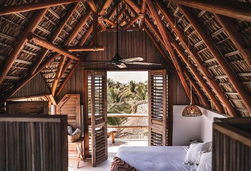 Люкс Повышенной Комфортности, Casa Chula Hotel Boutique Frente Al Mar