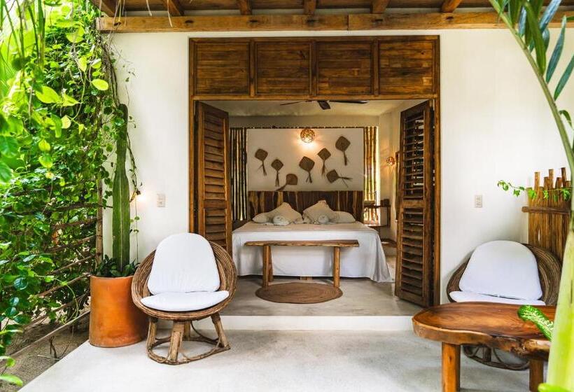 Люкс с Террасой, Casa Chula Hotel Boutique Frente Al Mar