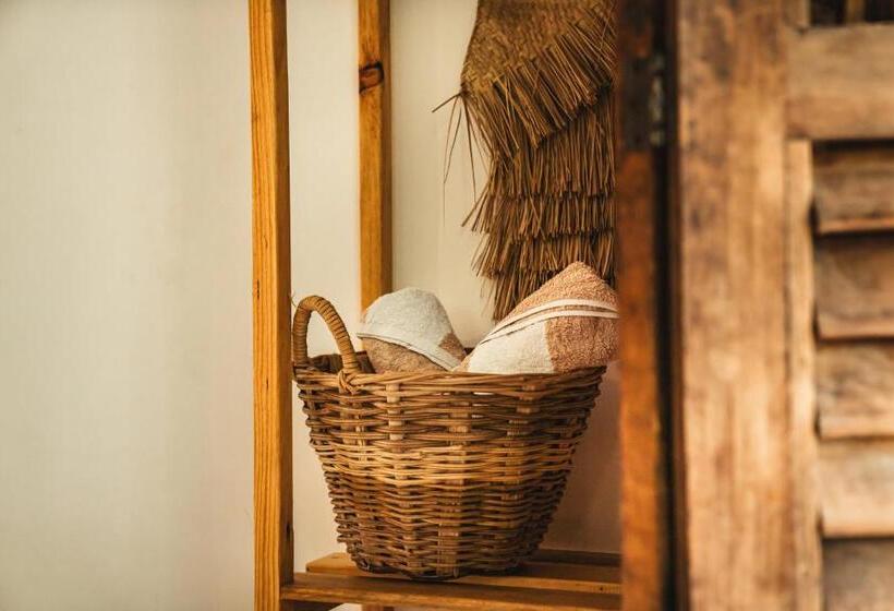 Люкс с Террасой, Casa Chula Hotel Boutique Frente Al Mar