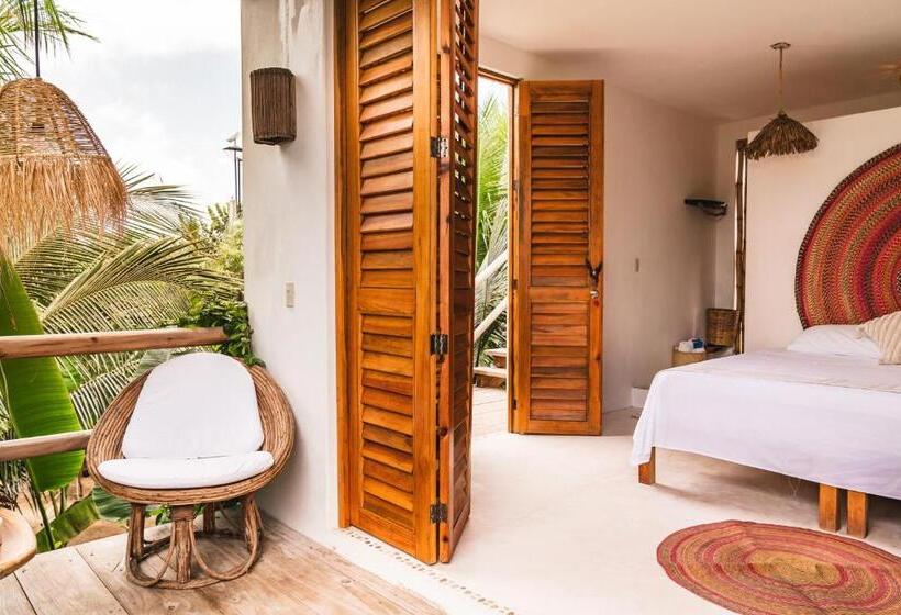 Люкс с Балконом, Casa Chula Hotel Boutique Frente Al Mar
