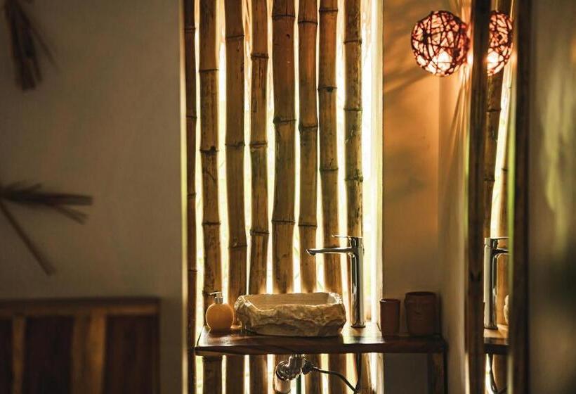 Люкс с Террасой, Casa Chula Hotel Boutique Frente Al Mar