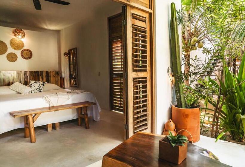 Люкс с Террасой, Casa Chula Hotel Boutique Frente Al Mar