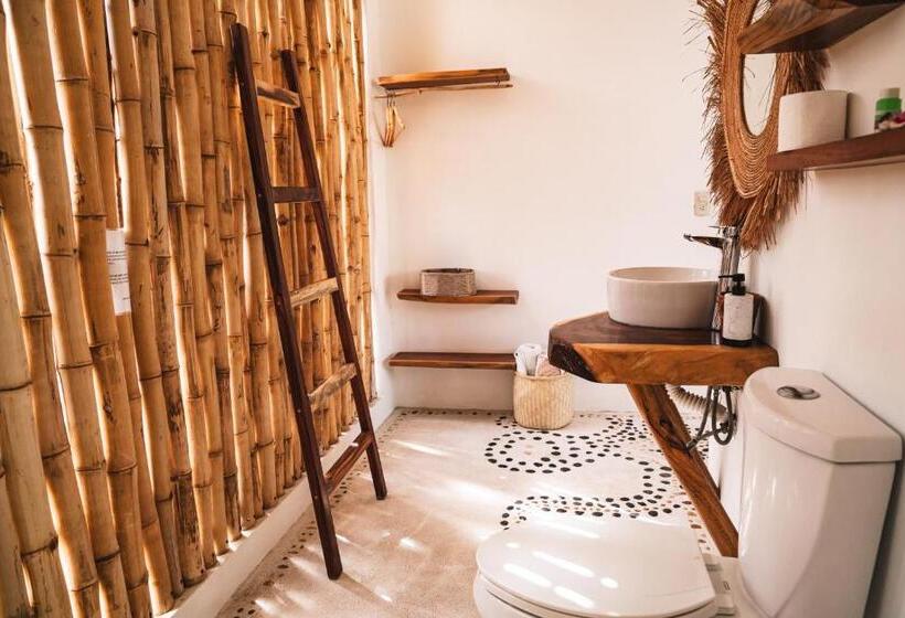 Люкс с Балконом, Casa Chula Hotel Boutique Frente Al Mar
