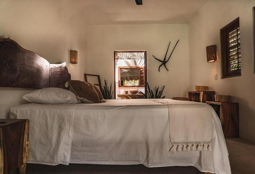 Люкс Повышенной Комфортности, Casa Chula Hotel Boutique Frente Al Mar