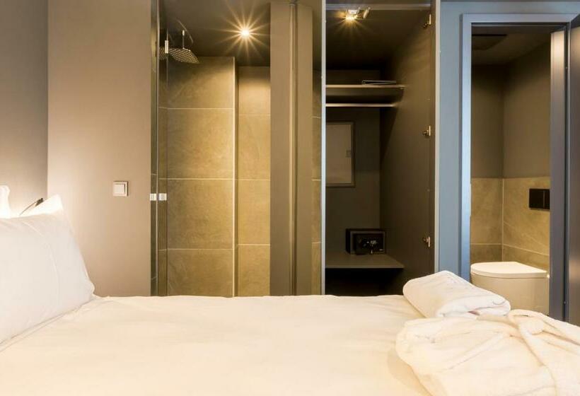 اتاق لوکس, Sellmann´s Boutique