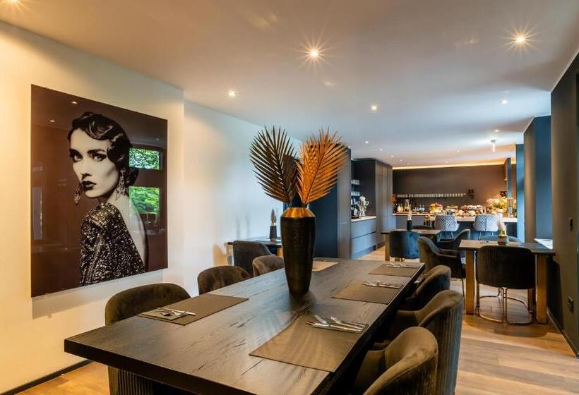 اتاق لوکس, Sellmann´s Boutique