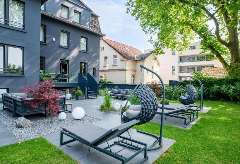 اتاق لوکس, Sellmann´s Boutique