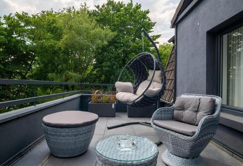 سوییت, Sellmann´s Boutique