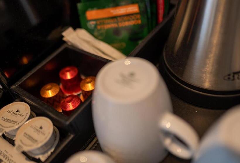 سوییت سوپریور, Sellmann´s Boutique