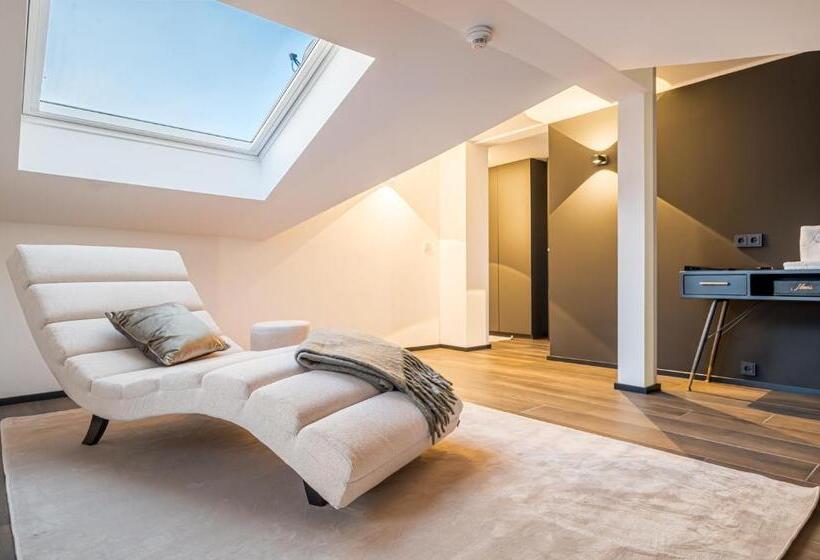 سوییت سوپریور, Sellmann´s Boutique