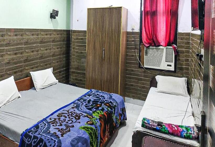 Номер Economy, Toran Guest House By Wb Inn
