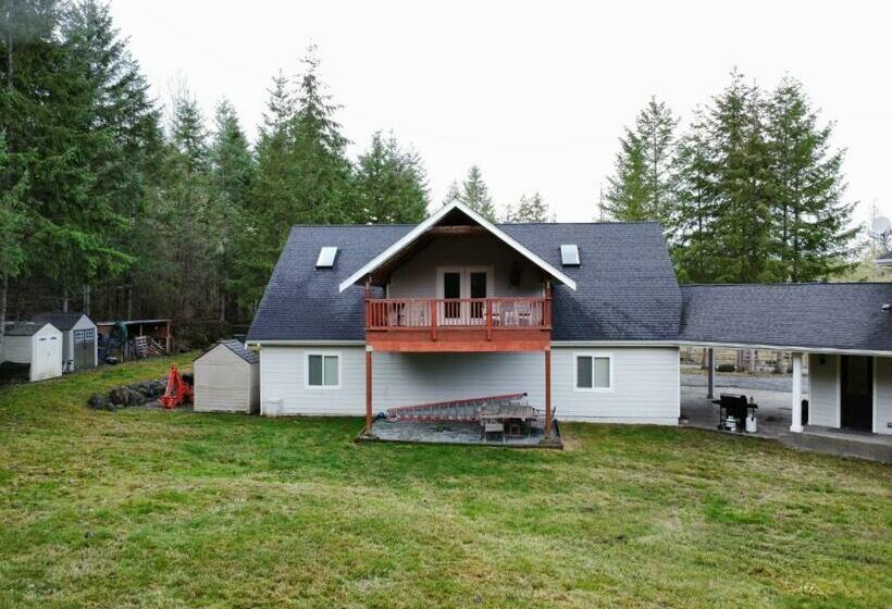 Номер Стандарт, The Loft At The Nisqually Highland Ranch