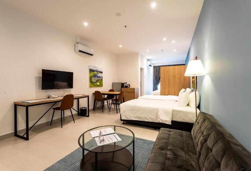 Семейное Студио, The Signature Serviced Suites Puchong