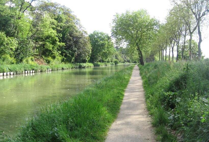 Номер Стандарт Вид на Сад, Chambre D Hôte à La Maison Du Petit Bois 4 étoiles