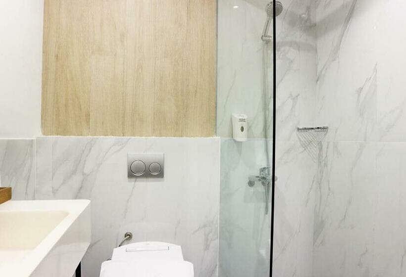 Номер Superior, Cordia Hotel Banjarmasin   Hotel Dalam Bandara