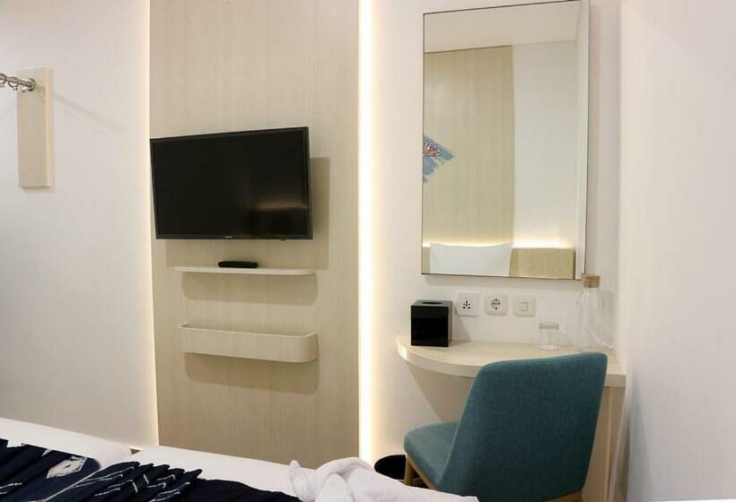 Номер Superior, Cordia Hotel Banjarmasin   Hotel Dalam Bandara