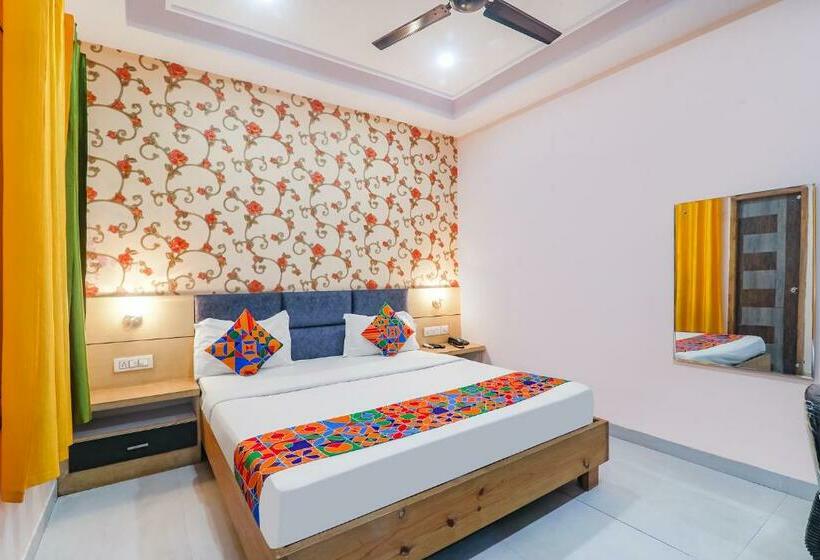 Номер Deluxe, Treebo Shakuntalam, Near Lucknow Airport
