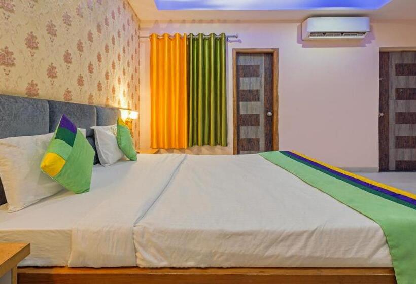 Номер Deluxe, Treebo Shakuntalam, Near Lucknow Airport