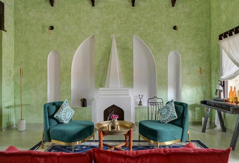 标准间带山景, Maya Garh Pushkar